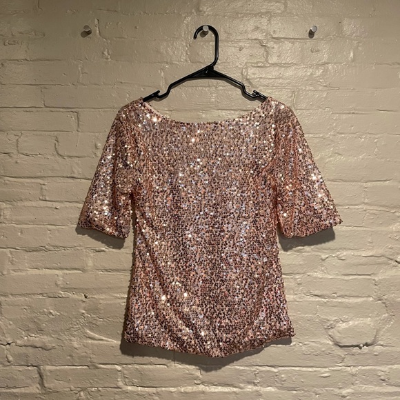 Pink sequin top - Picture 2 of 3